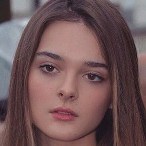 Charlotte Lawrence Headshot 5 of 10