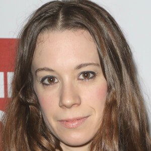 Chloe Pirrie Headshot 6 of 8