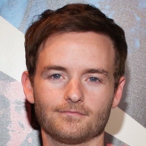 Christopher Masterson Headshot 8 of 10