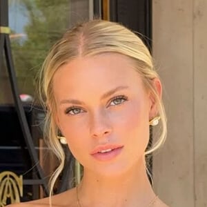 Claudia Rodriguez Krupanszka Headshot 5 of 10