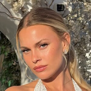 Claudia Rodriguez Krupanszka Headshot 9 of 10
