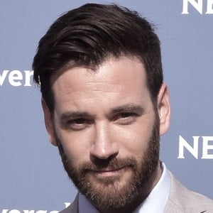 Colin Donnell at age 33