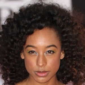 Corinne Bailey Rae Headshot 7 of 10