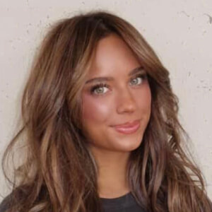 Courtney Hannah Headshot 3 of 7