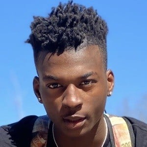 Dami Akindele Headshot 3 of 10
