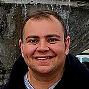 Daniel Murray Headshot 5 of 7