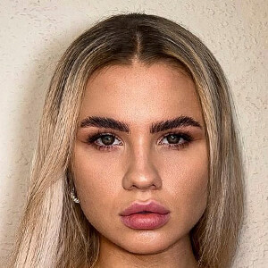 Daniella Hemsley at age 21
