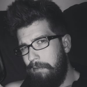 DanQ8000 Headshot 2 of 10