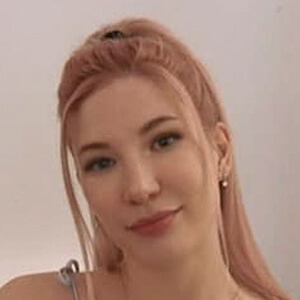 Daria Callie Headshot 2 of 2