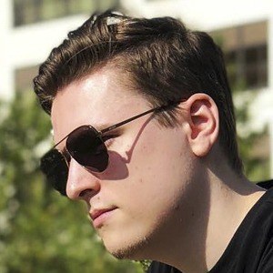 DefildPlays Headshot 2 of 2