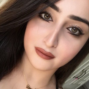 Divya Relwani Headshot 3 of 5