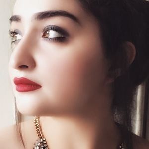 Divya Relwani Headshot 5 of 5