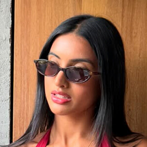 Diya Sharma Headshot 6 of 6