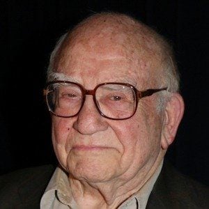 Ed Asner Headshot 8 of 10