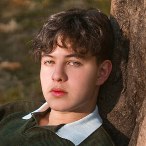 Alan Beltran Headshot 3 of 5