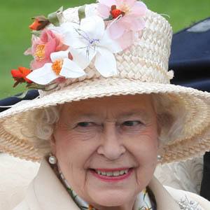 Elizabeth II at age 82