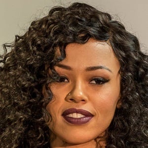 Elle Varner Headshot 8 of 10