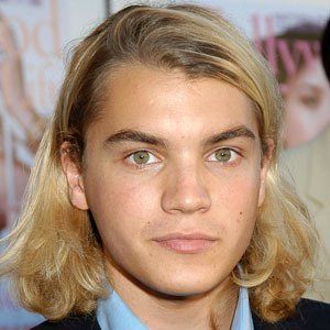 Emile Hirsch Headshot 9 of 10