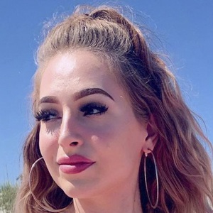 foxyashlynn at age 20