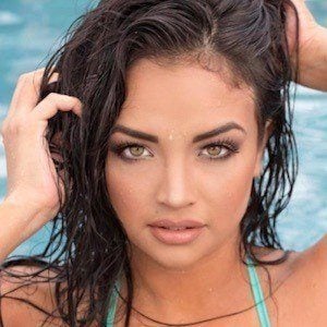 Geles Rodriguez Headshot 3 of 10