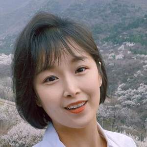 Gisela Wang Headshot 5 of 6