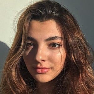 Haleigh Hekking Headshot 2 of 10