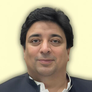 Hisham Sarwar Headshot 5 of 5