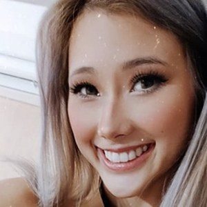 imjasmine Headshot 4 of 10