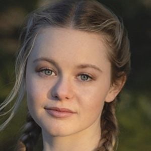 Isabella Crovetti Headshot 9 of 10