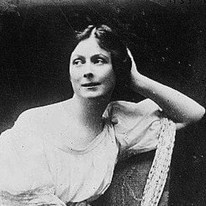 Isadora Duncan Headshot 4 of 4