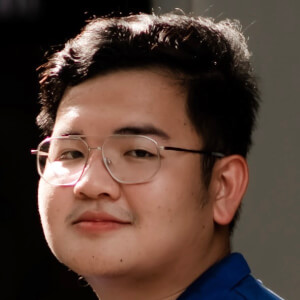 Ivan de Guzman Headshot 6 of 13