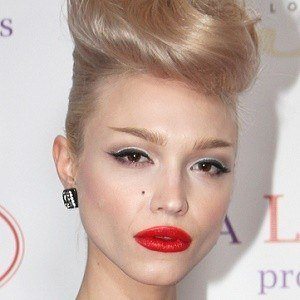 Ivy Levan Headshot 3 of 5