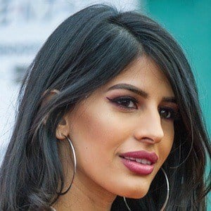 Jasmin Walia Headshot 6 of 10