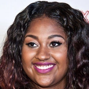 Jazmine Sullivan Headshot 8 of 9