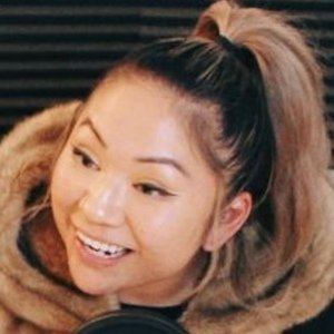 Jenny Chang Headshot 9 of 10