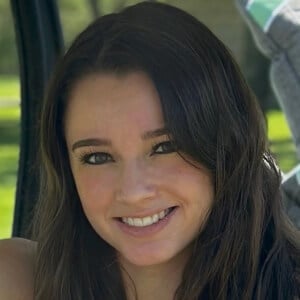 Jessica Baker Headshot 7 of 10