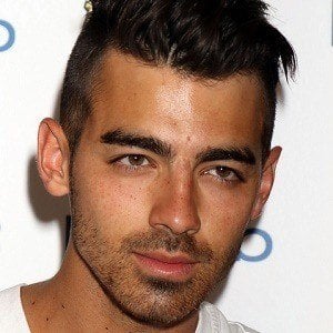 Joe Jonas Headshot 9 of 10