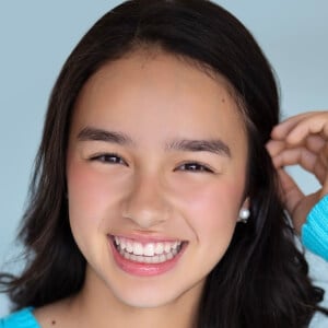 JustJules Headshot 6 of 7