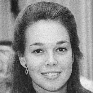 Julie Nixon Eisenhower Headshot 3 of 5