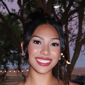 Keila Pacheco Headshot 4 of 4