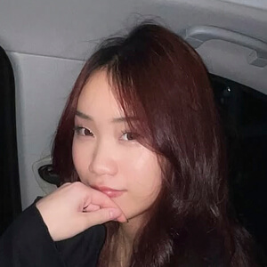 Kelly Luang Headshot 3 of 3