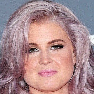 Kelly Osbourne at age 27