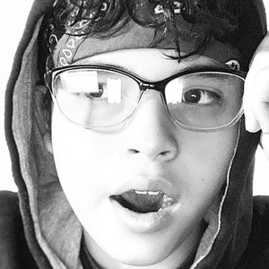 Kenneth Llerenas Headshot 5 of 10