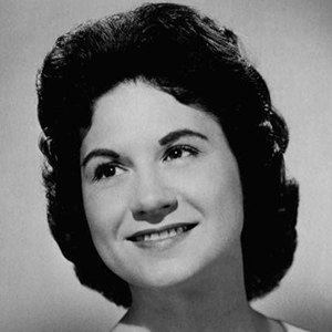 Kitty Wells Headshot 4 of 5