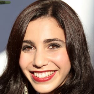 Lainey Lipson Headshot 2 of 2