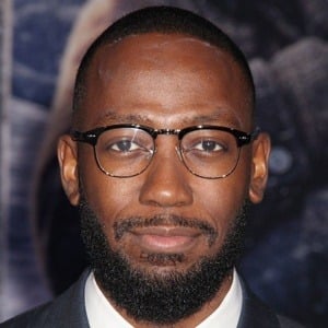 Lamorne Morris Headshot 8 of 10