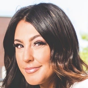 Leda Fazal Headshot 2 of 10