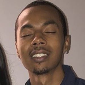 Lil E Headshot 7 of 10