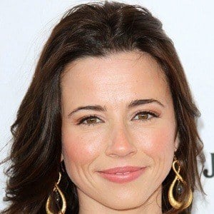 Linda Cardellini at age 37