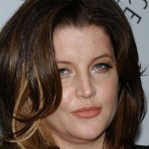 Lisa Marie Presley Headshot 6 of 9